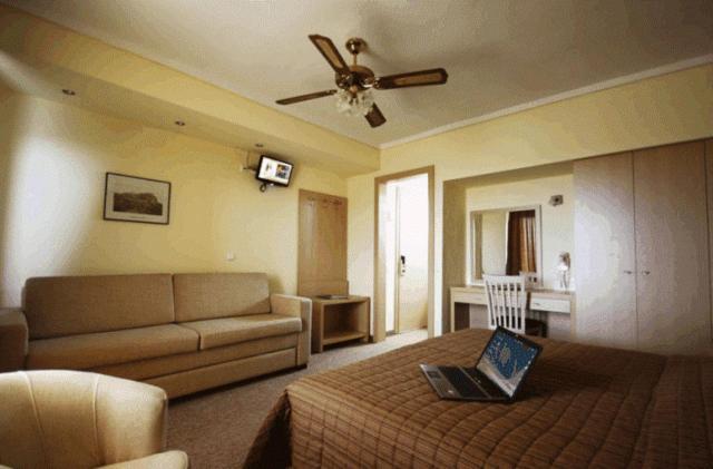 Orpheus Hotel Komotiní Luaran gambar
